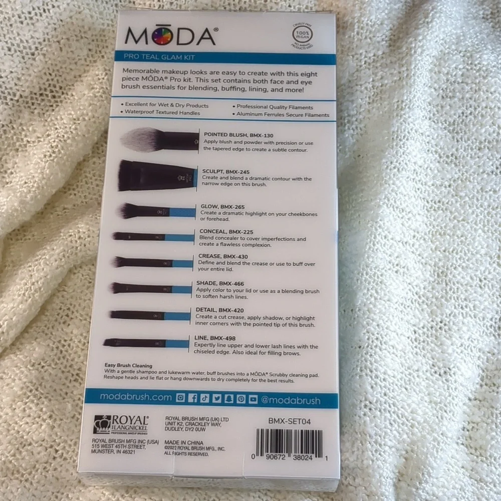 MODA® BRUSH Pro Teal 8pc Glam Kit